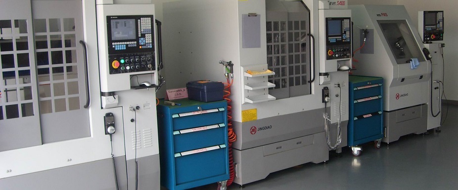 CNC-machining-workshop